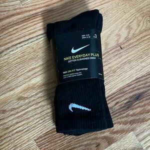 Nike Calf Socks NWT